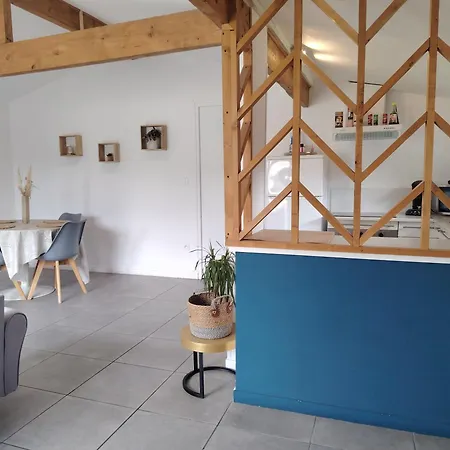 Maison Chaleureuse Au Calme 別荘 Le Barp