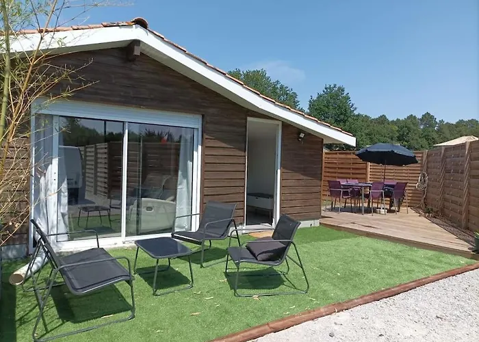 Maison Chaleureuse Au Calme Dom wakacyjny Le Barp