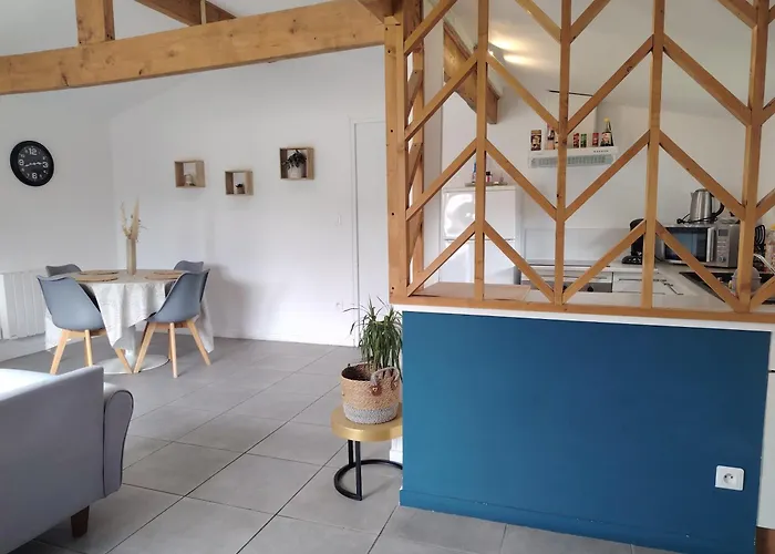 Maison Chaleureuse Au Calme Dom wakacyjny Le Barp